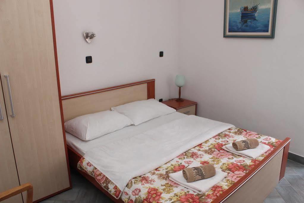 Rooms Laura Medulin Luaran gambar